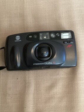 Minolta Freedom Dual C Point-and-Shoot Film Camera - Black